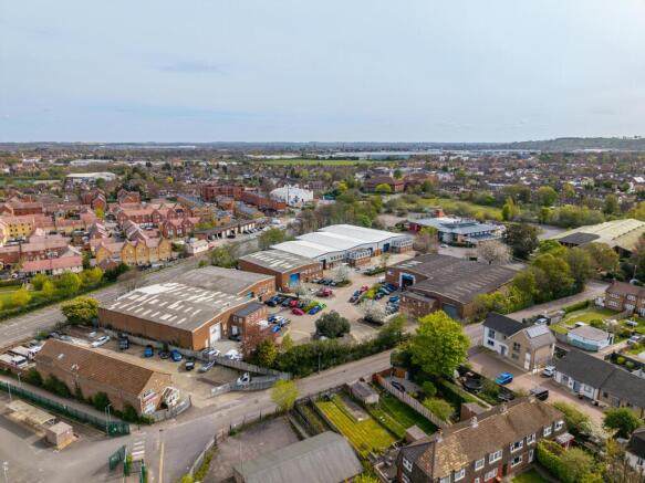 Lawrence Way Ind Estate - Dunstable-227.jpg