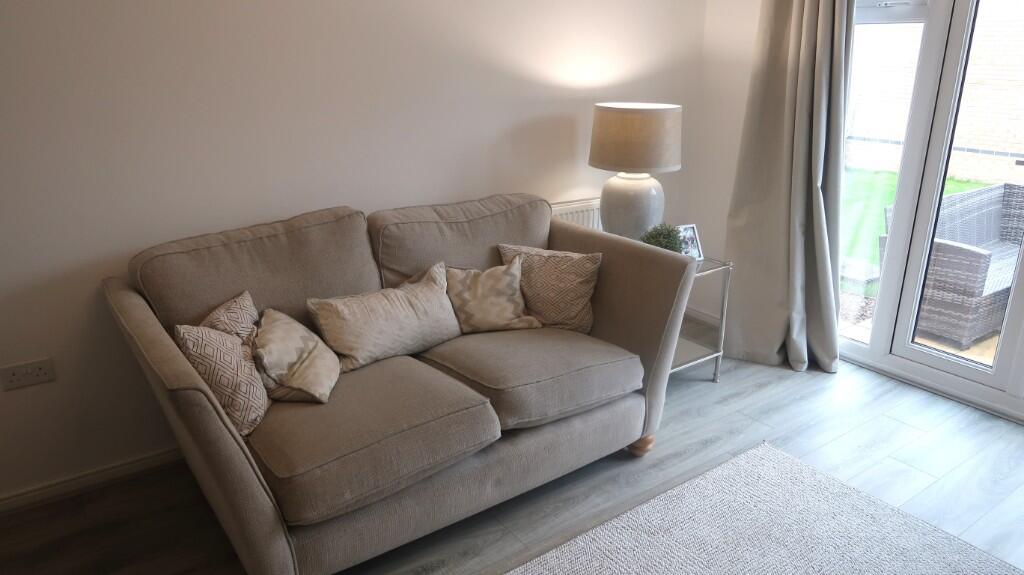 House in Newport - View 3