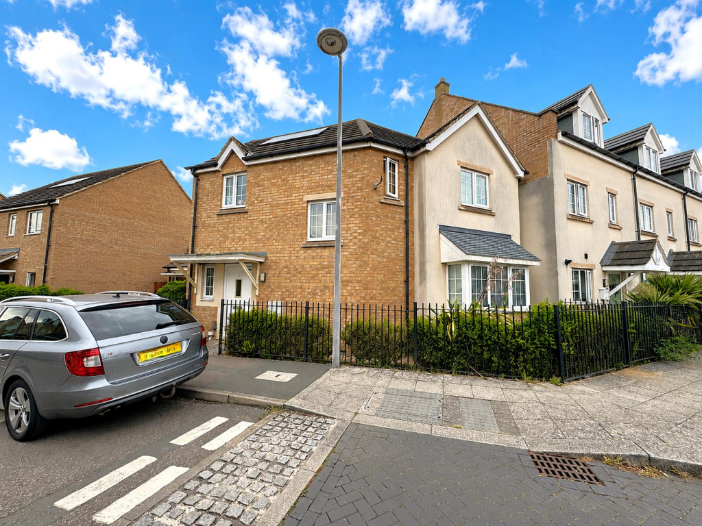 3-bed semi-detached on Olympic Square, Corby, £225,000