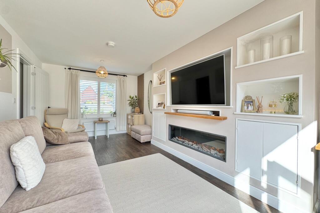 House in Whiteley - View 4