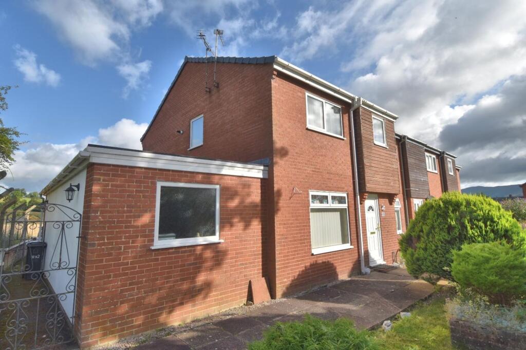 3-bed house on Maes Hafod, Ruthin, LL15, £200,000