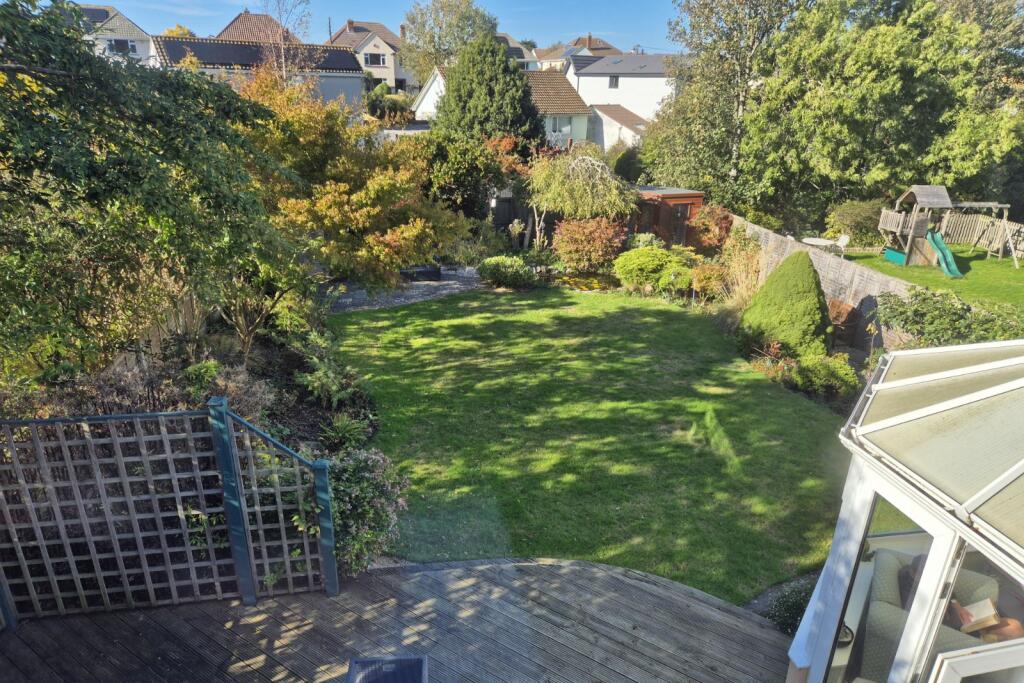 3 bed detached - Woodside Road, Clevedon, North Somerset, BS21 image 4