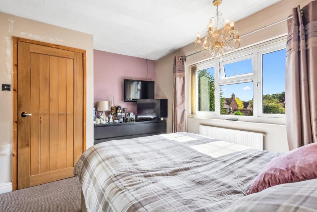 House in Swadlincote, Coton in the Elms - More