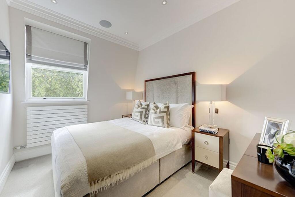 Apartment in London, City of Westminster - View 5