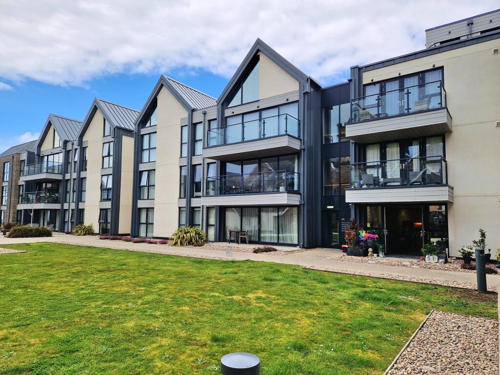Main image of property: THE REST, REST BAY, PORTHCAWL, CF36 3UP