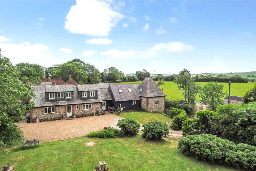 Main image of property: Petersfield, Hampshire, GU32