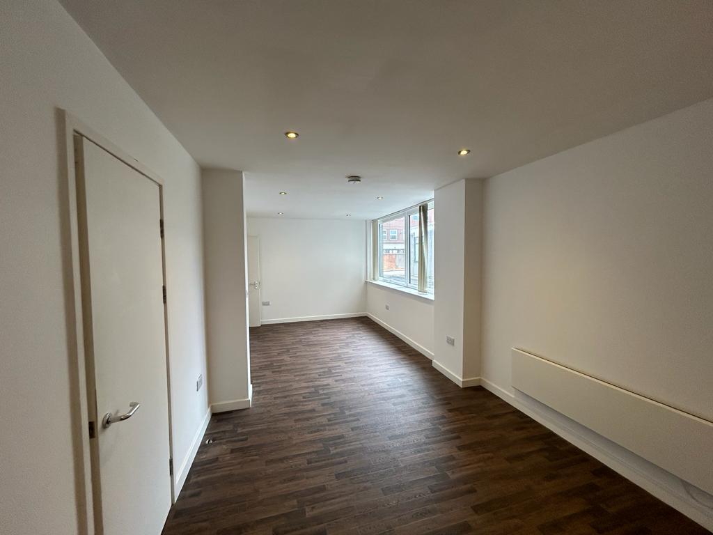 Main image of property: LARGE STUDIO WITH PARKING