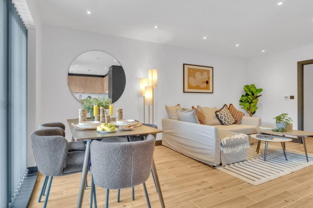 Apartment in London - View 2
