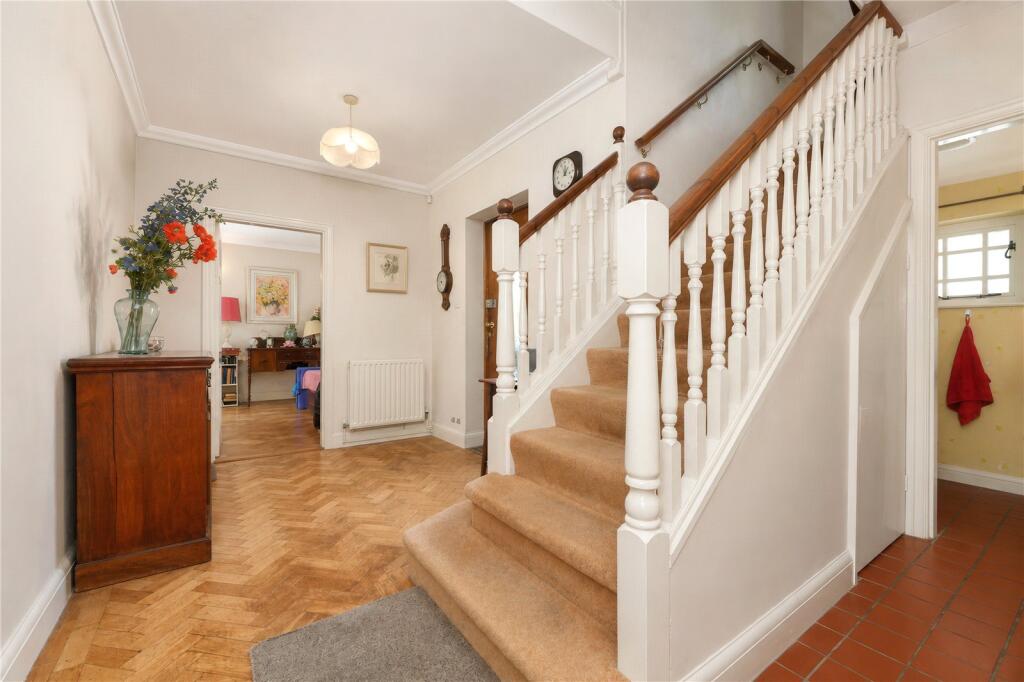 Holbrook Road, Cambridge, Cambridgeshire photo 4