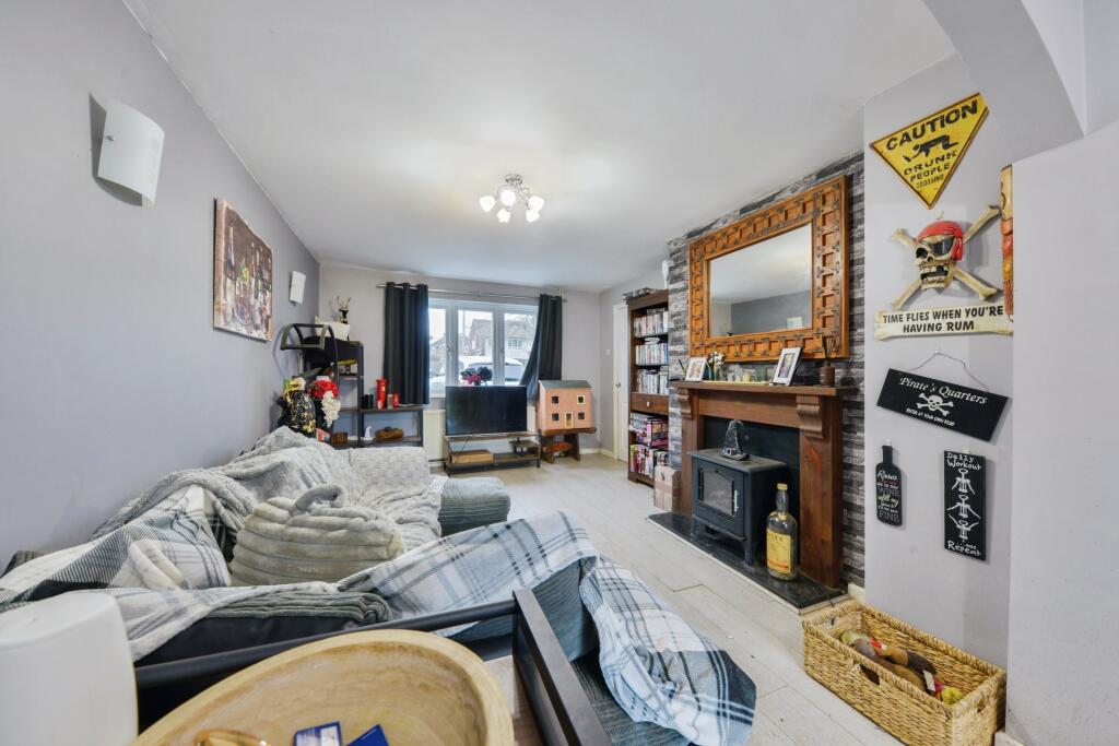 Main image of property: Cherry Orchard, Hemel Hempstead, HP1