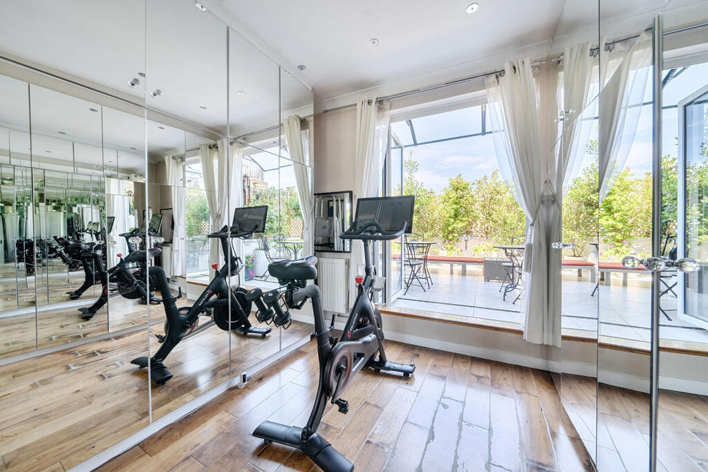 Apartment in London - View 4