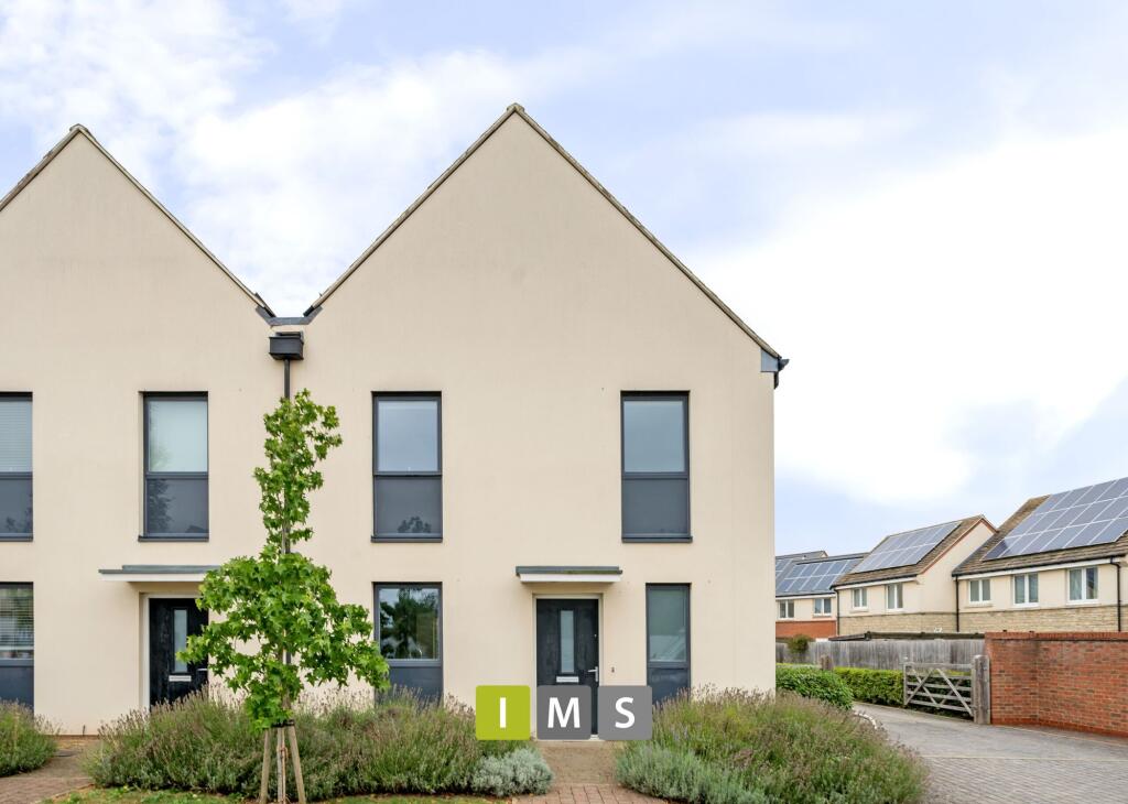 Main image of property: Morello Close, Bicester, OX27