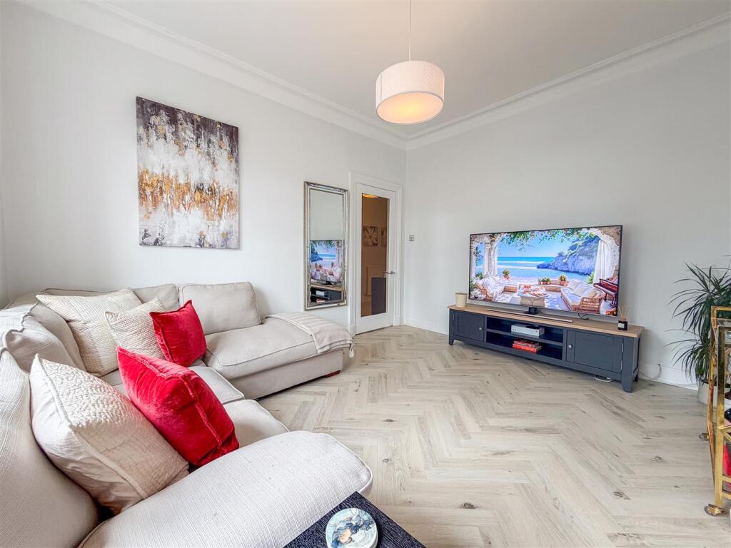 Langside Road, Bothwell, Glasgow - View 4
