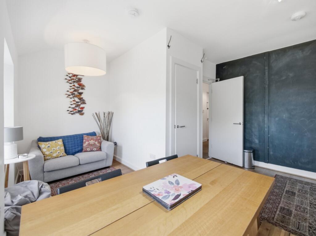 Apartment in Edinburgh, Abbeyhill, Old Town - More