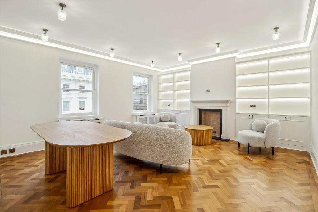 Apartment in London - View 3