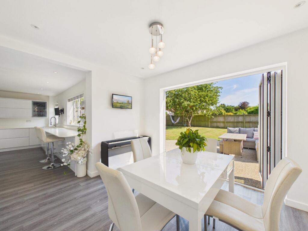 House in Folkestone, Morehall - View 3