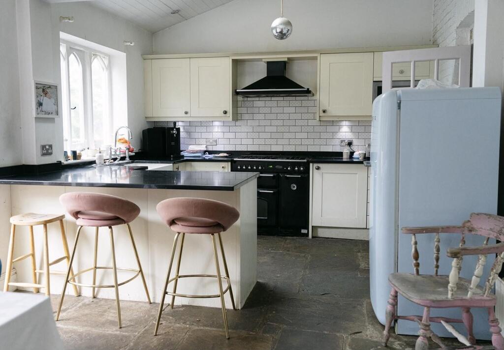 House in Three Rivers, Croxley Green - View 5