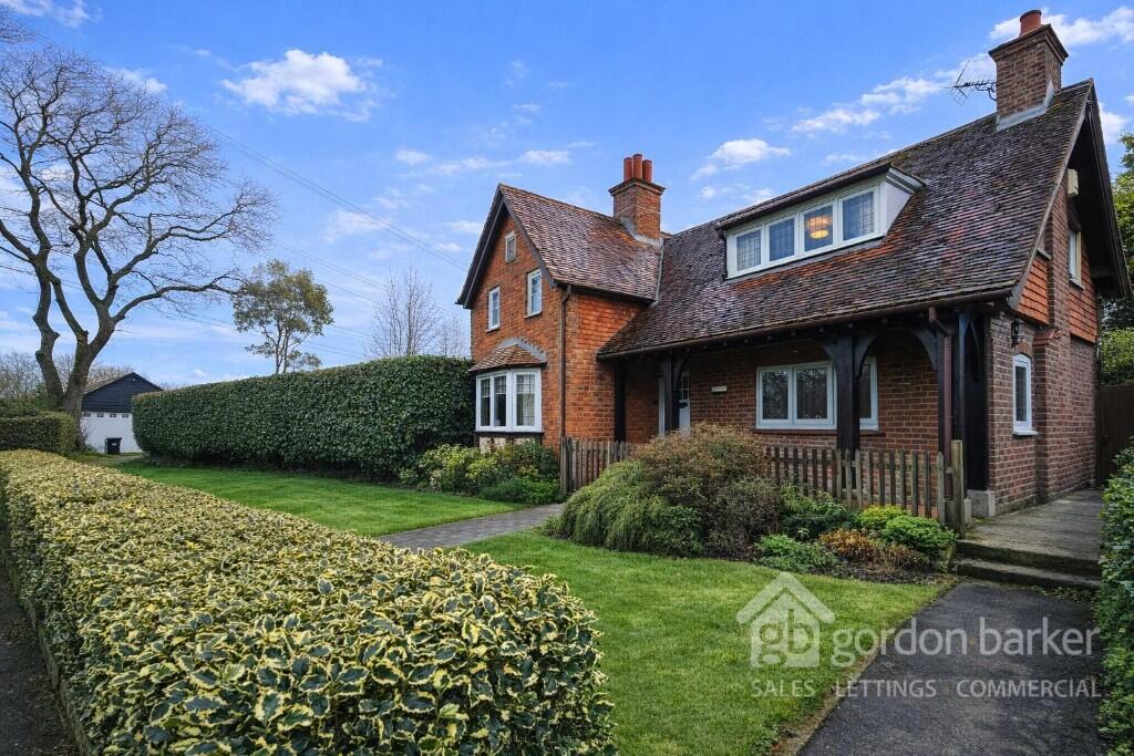 Main image of property: Hill Street, SO40