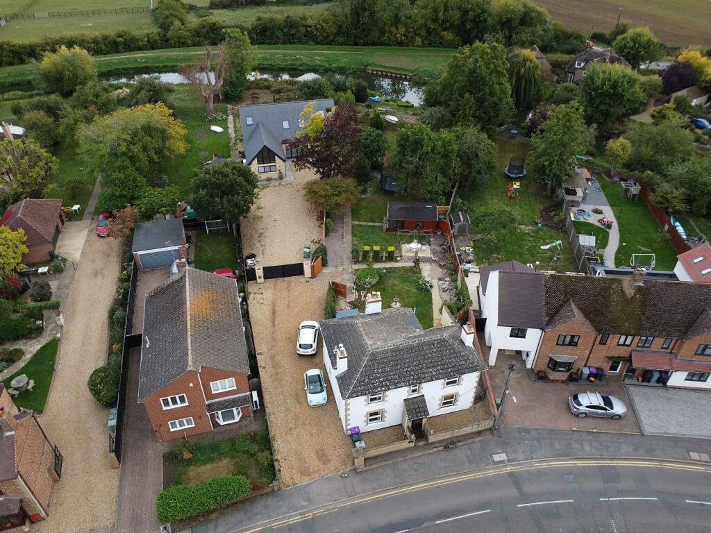 House in Peterborough - View 3