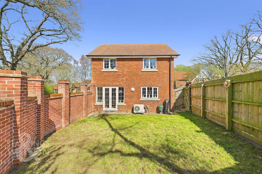 Stoke Road, Thorndon, Eye photo 3