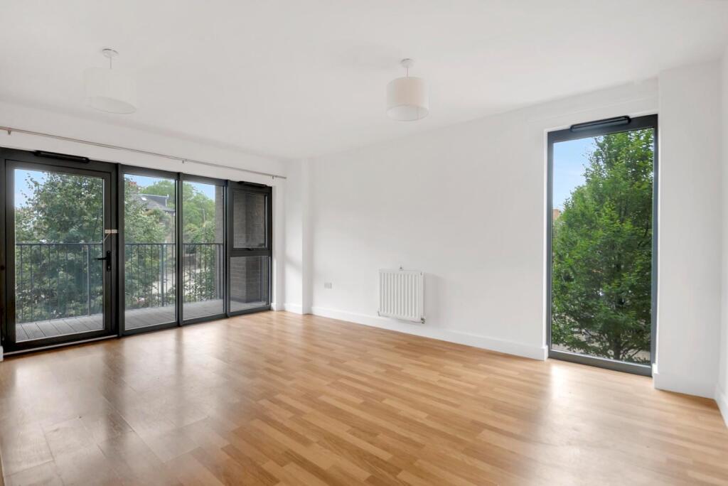 Main image of property: Green Lanes Walk, London, N4