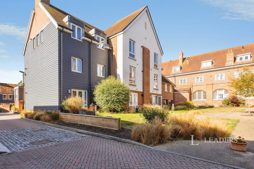 Main image of property: Abbess Way, Waterlooville, Hampshire, PO7