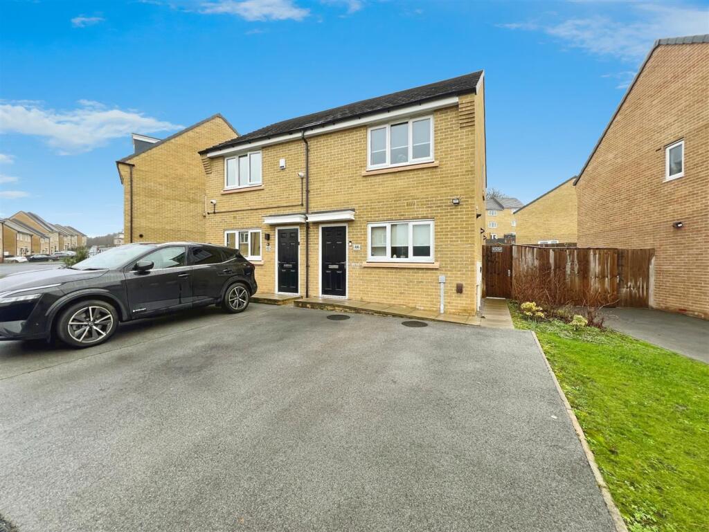 Main image of property: Poplars Park Avenue, Bradford, BD2 1FP