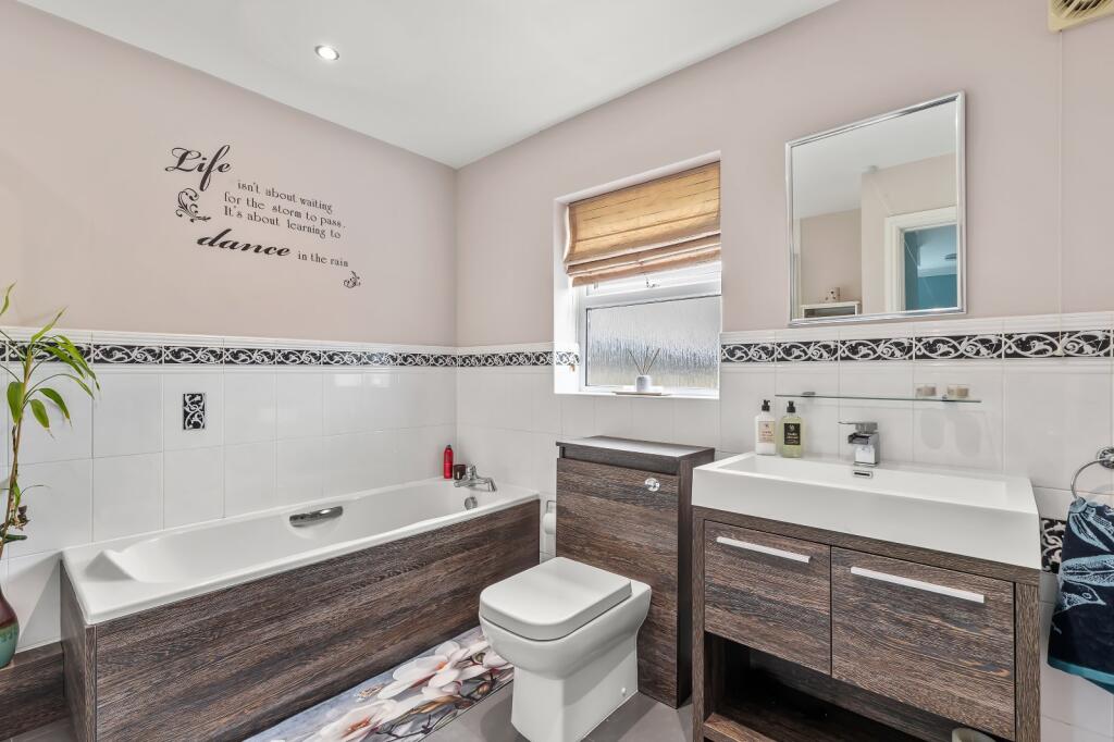 Additional image 5 of Agincourt Drive, Bingley, West Yorkshire, BD16