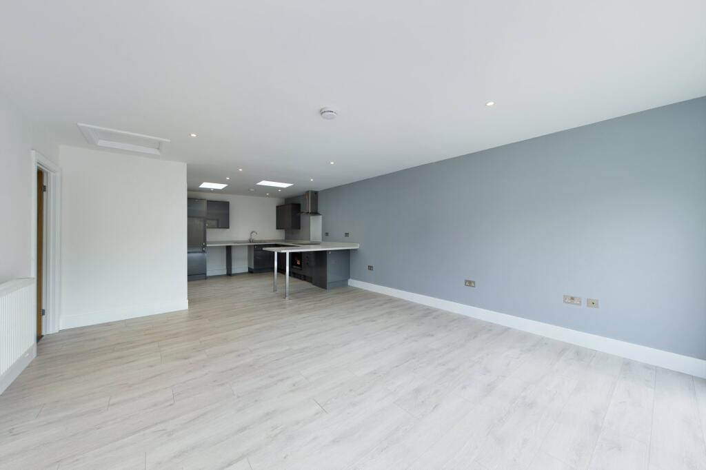 House in Redhill - More