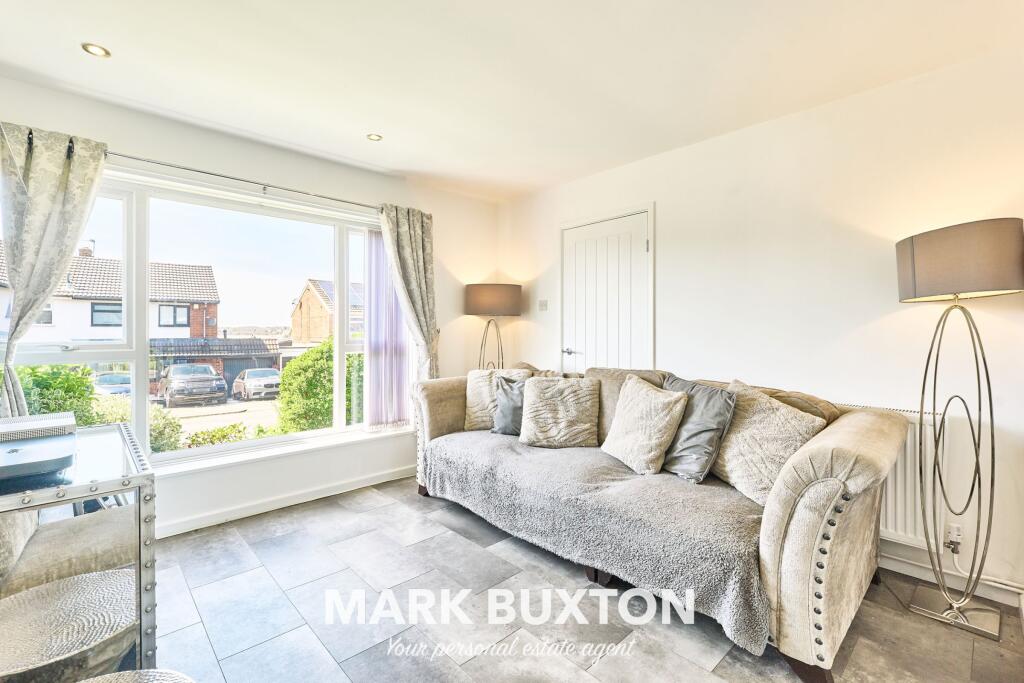 House in Stoke-on-Trent, Sideway - View 4