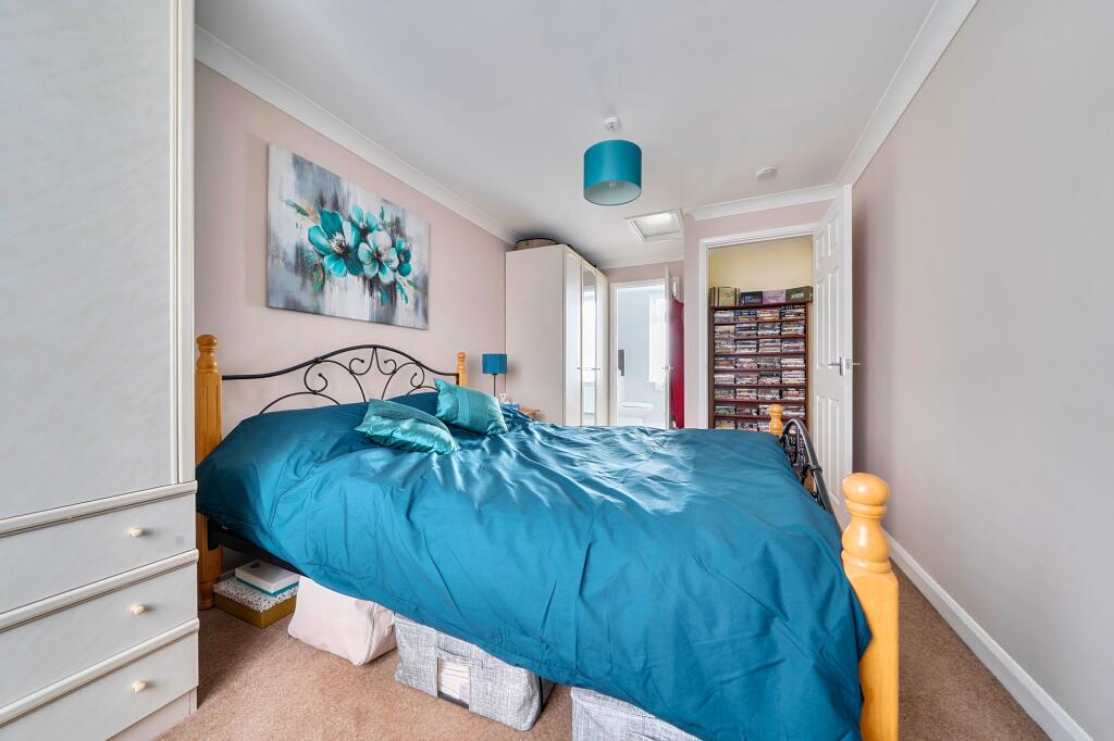 Mountbatten Close, Thetford, IP24 photo 4