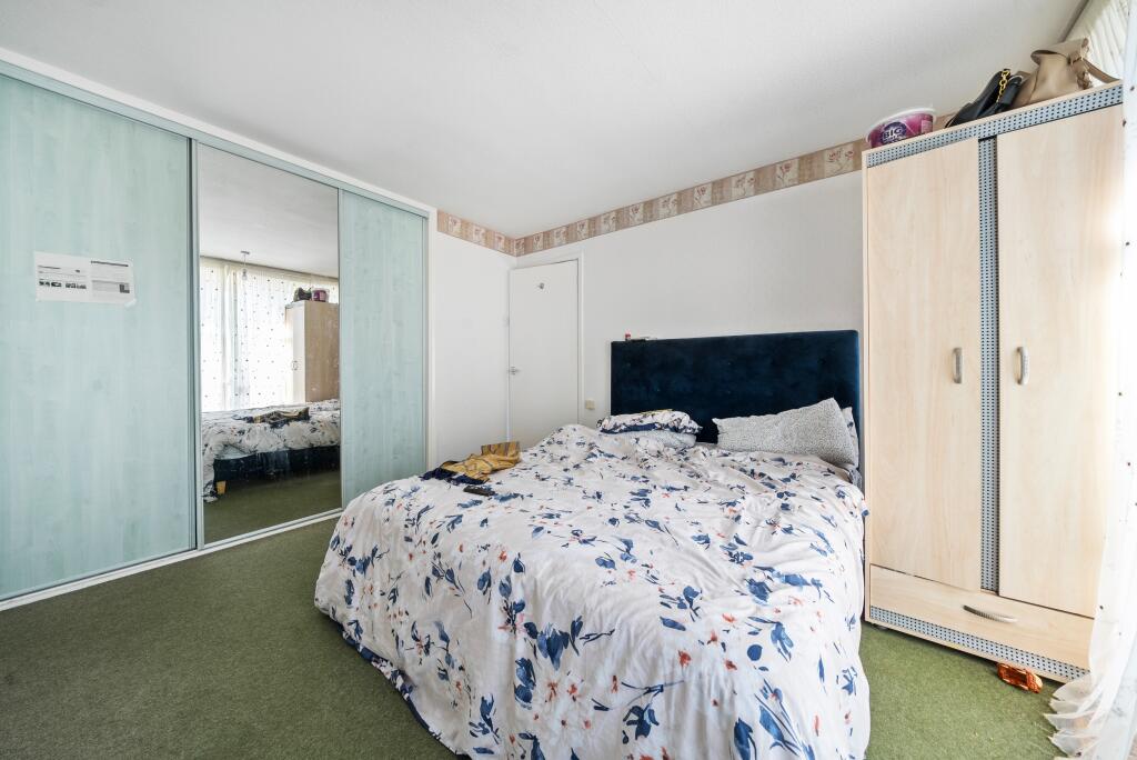 Conifer Rise, Westone, Northampton, NN3 photo 5