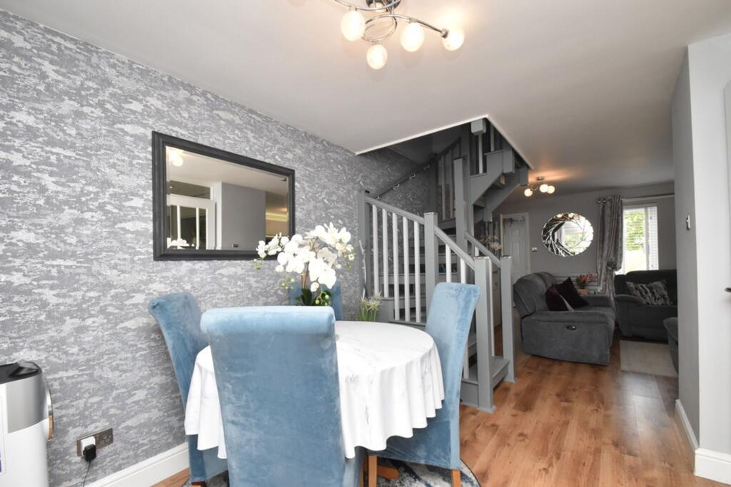 Edinburgh Drive, St. Ives, PE27 photo 5