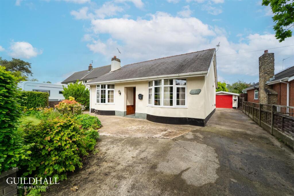 Main image of property: Woodplumpton Lane, Broughton, Preston
