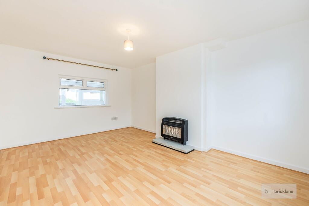 House in Bristol, Knowle Park, Knowle - View 4