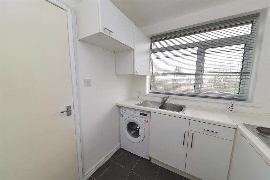 Additional image 9 of Savoy Close, Harborne, Birmingham