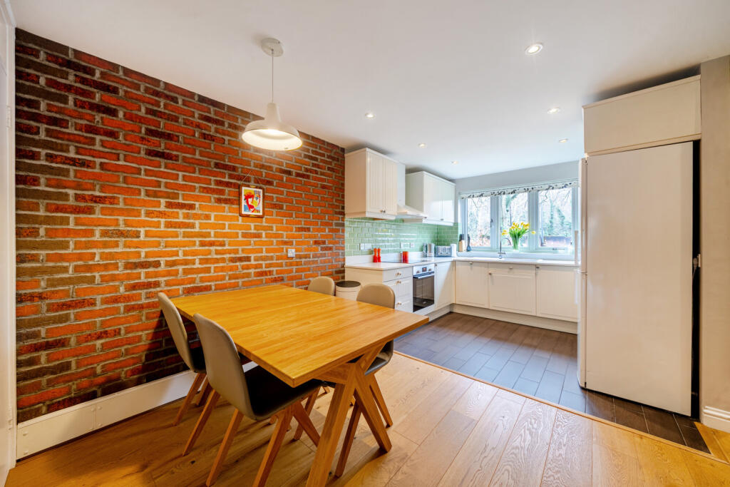 Nesbitt Close, Blackheath, London photo 4