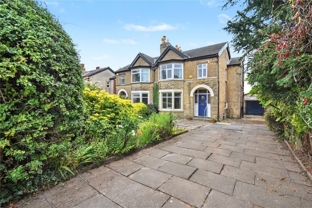 Main image of property: Selby Road, Leeds, West Yorkshire