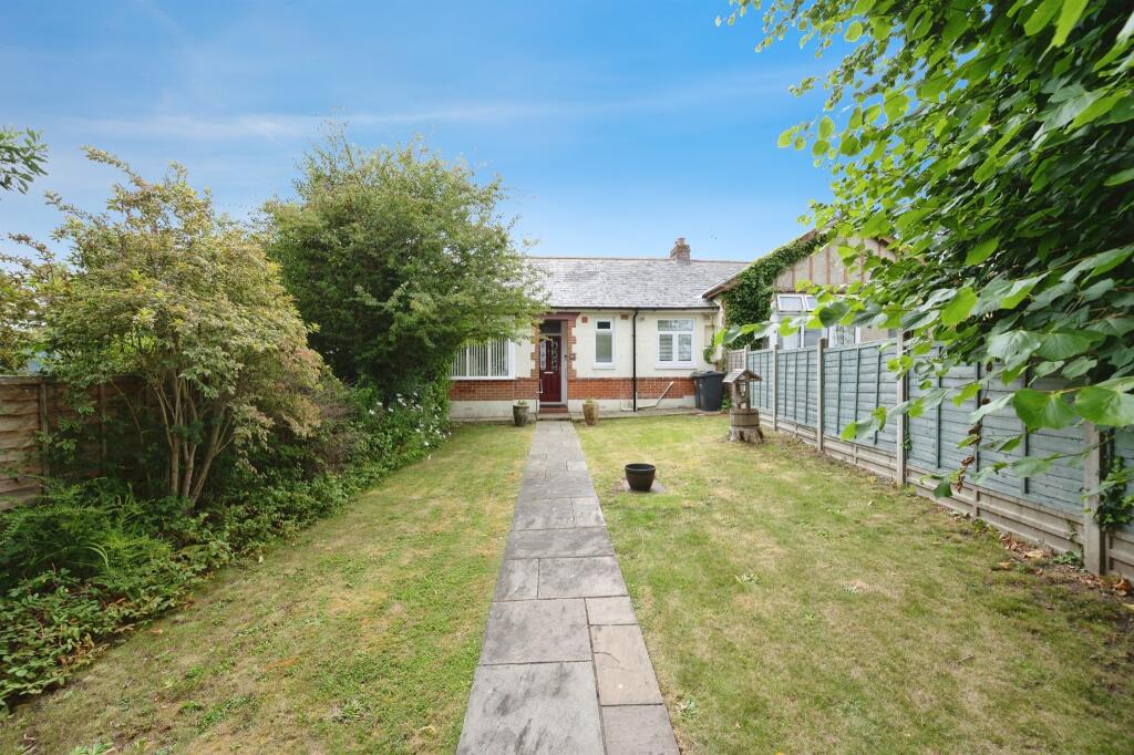 Main image of property: Park Avenue, Waterlooville