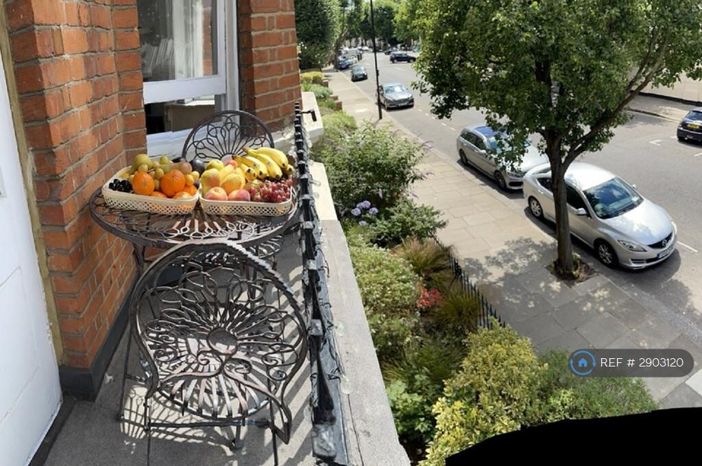 3 bedroom flat for rent