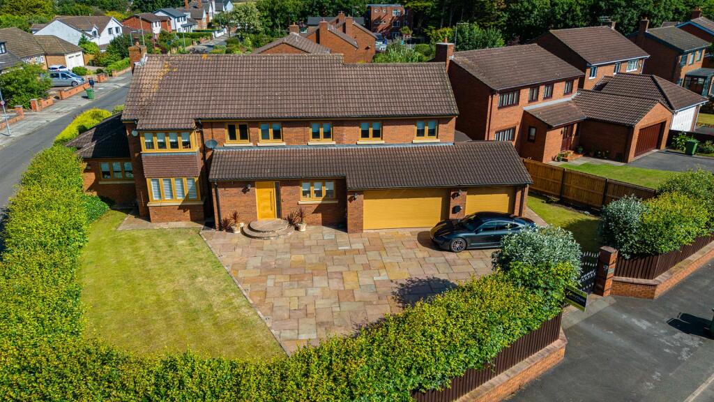4-bed detached on The Serpentine North, Blundellsands, £850,000