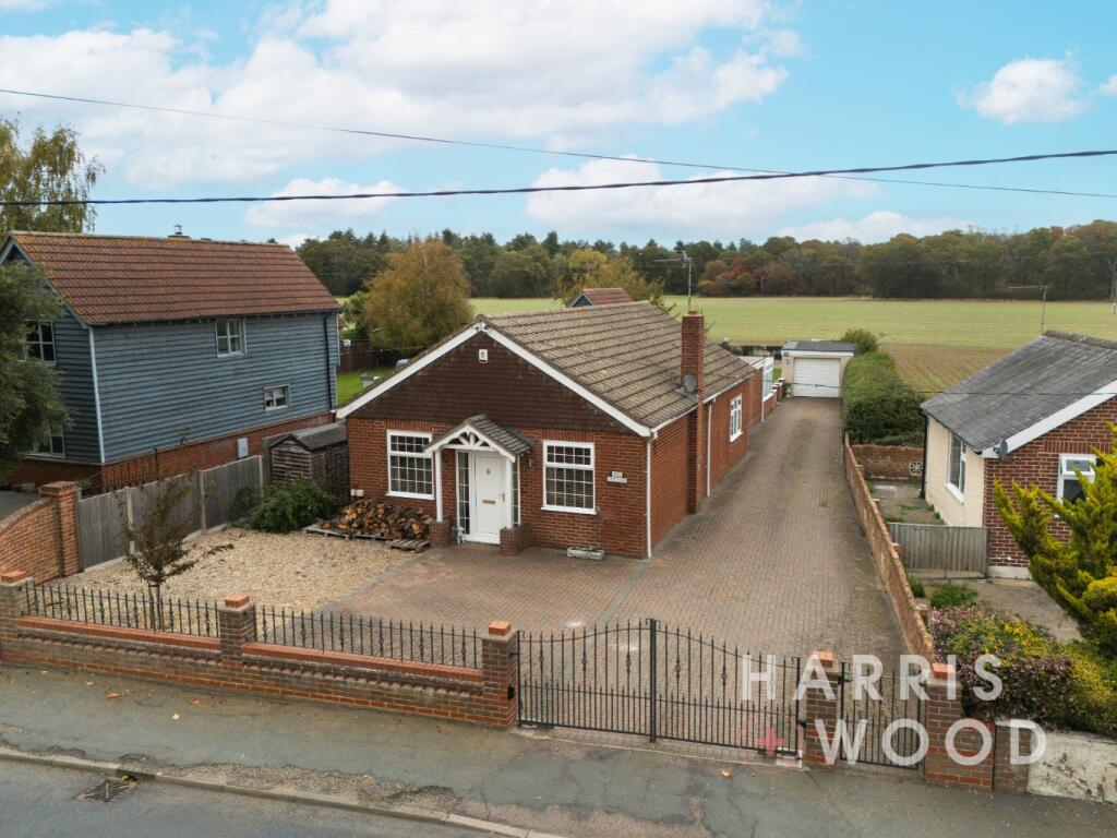 3-bed detached on Weeley, Clacton Road, Clacton-on-sea, CO16, £500,000