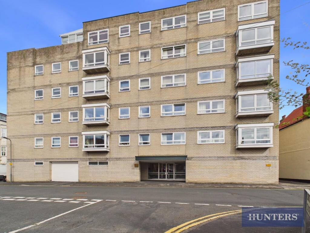 Apartment in York - More