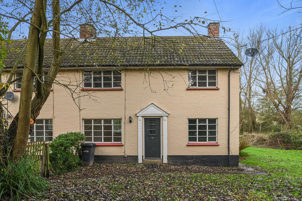 3-bed semi-detached on Stoke by Nayland, Colchester, Suffolk, £350,000