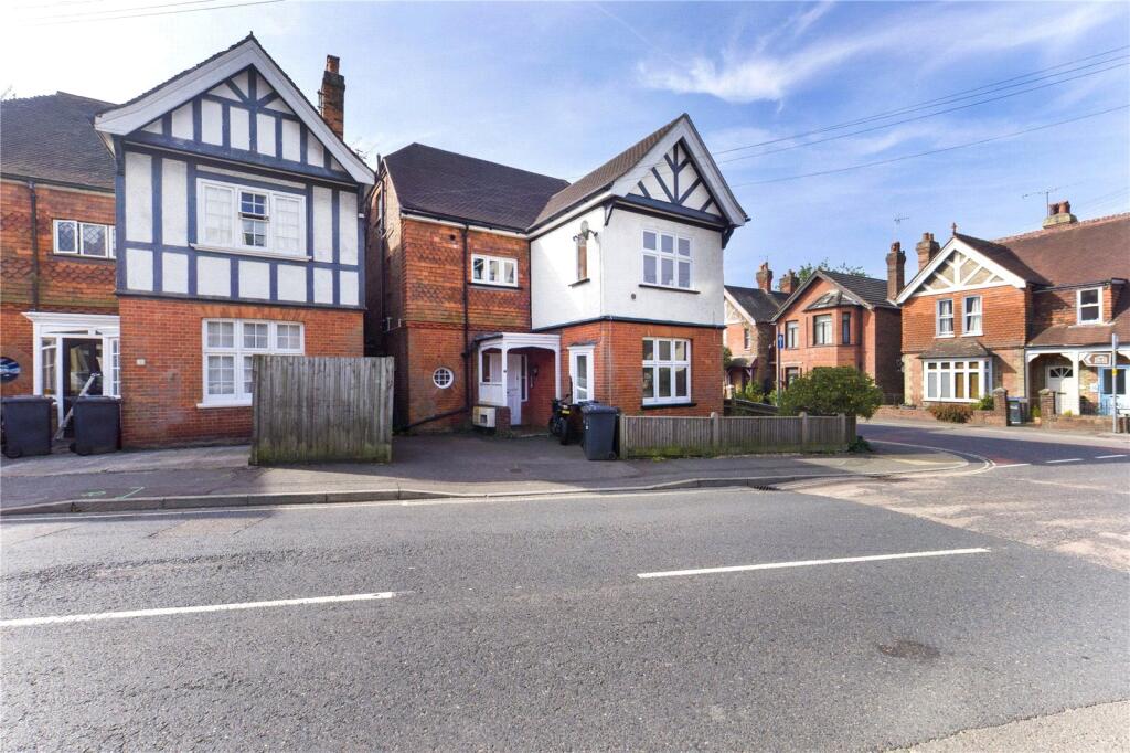 Main image of property: De La Warr Road, East Grinstead, West Sussex, RH19