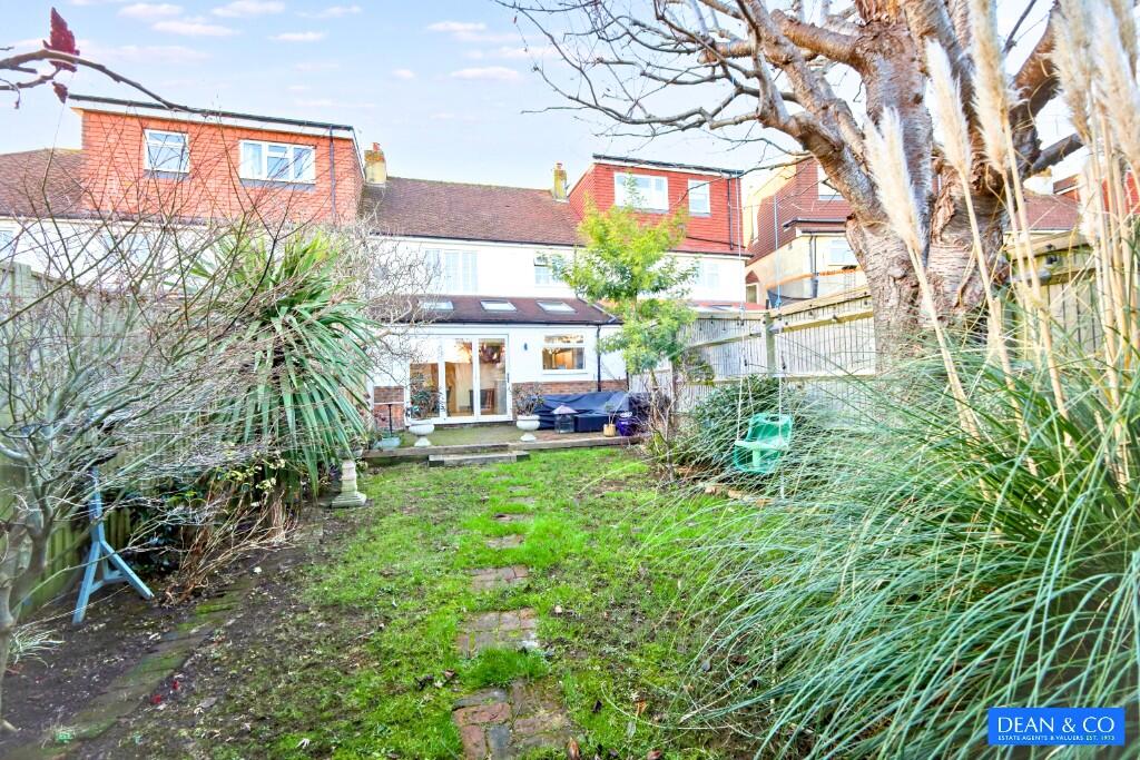 Rowan Avenue, Hove, East Sussex, BN3 photo 4
