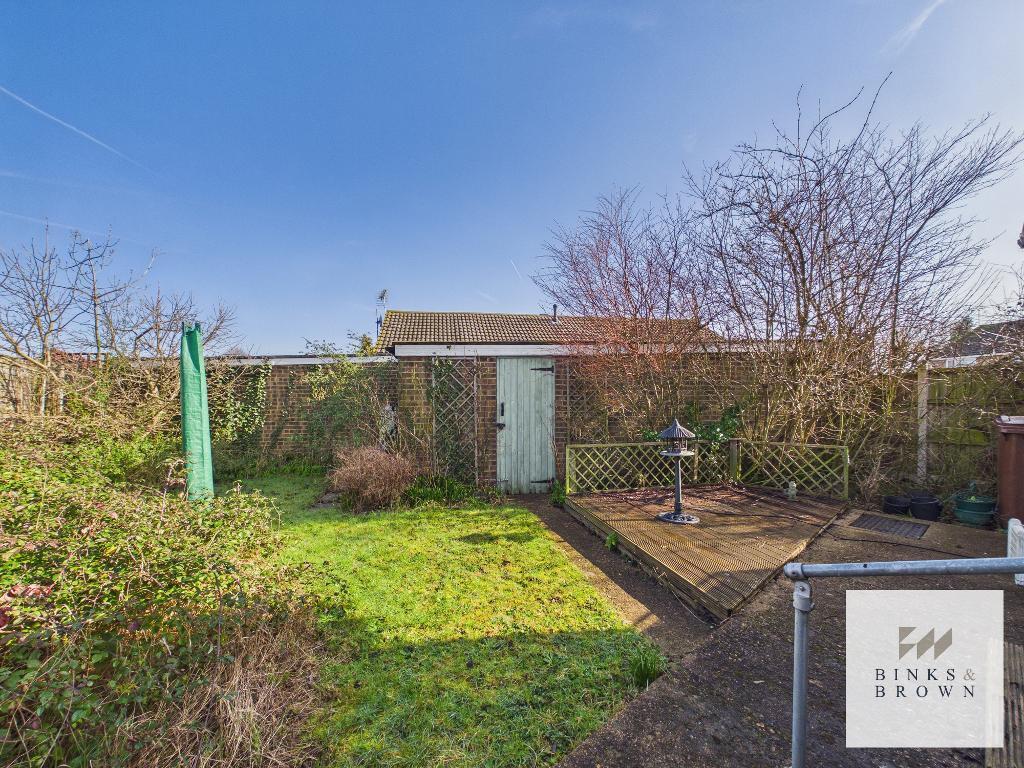 Boyce Road, Stanford Le Hope, Essex, SS17 8RW photo 4