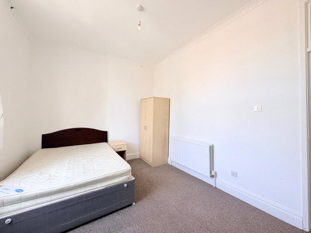 Balmoral Road, Fairfield, L6 photo 4