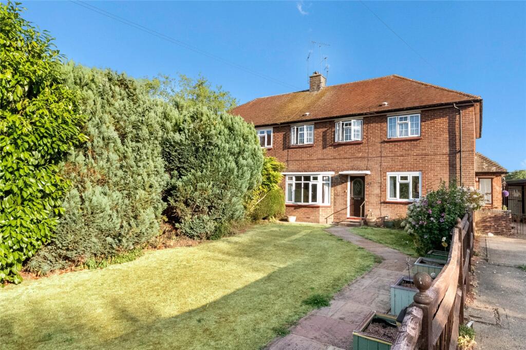 Main image of property: Broadwater Gardens, Harefield, Uxbridge, UB9