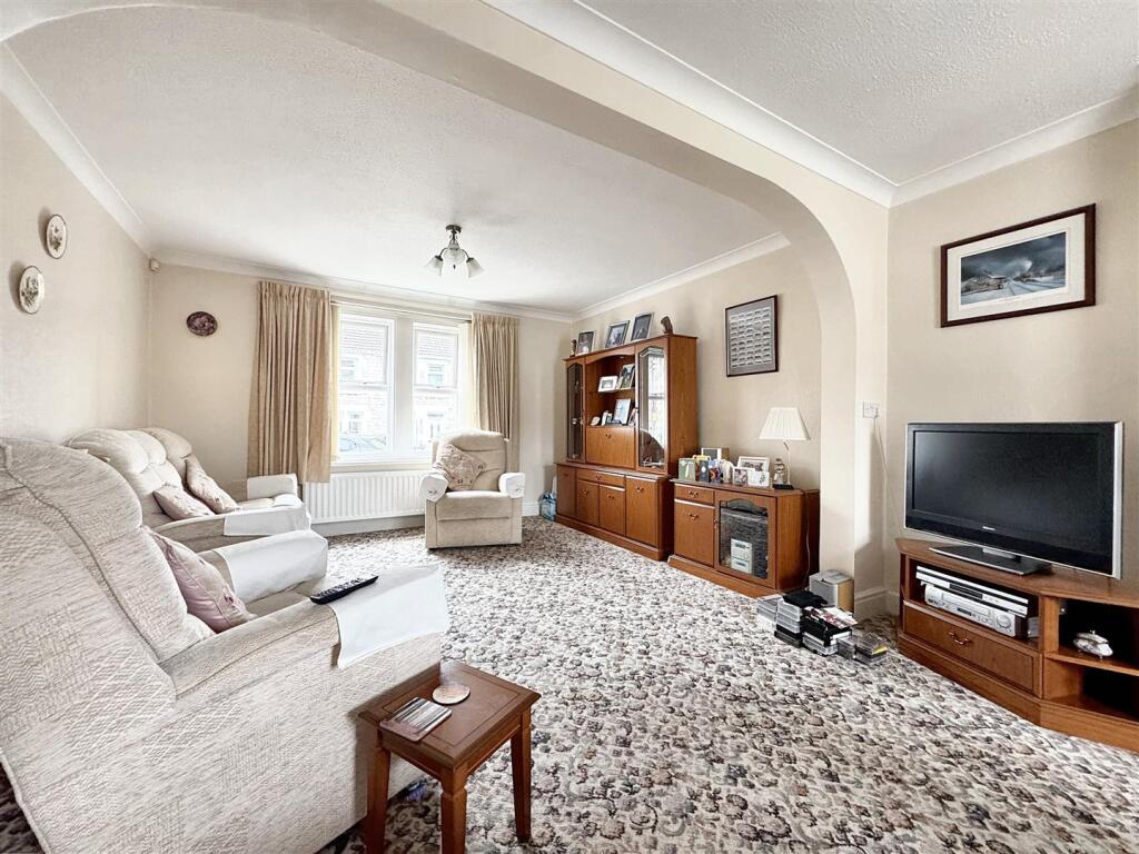 Additional image 4 of Lynton Road, Westfield